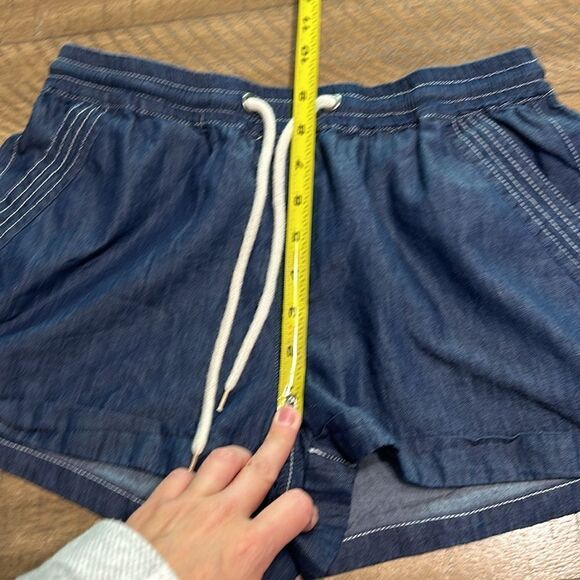 (3/$15) BBJ Los Angeles Jean look, pull on shorts size medium - Picture 6 of 7